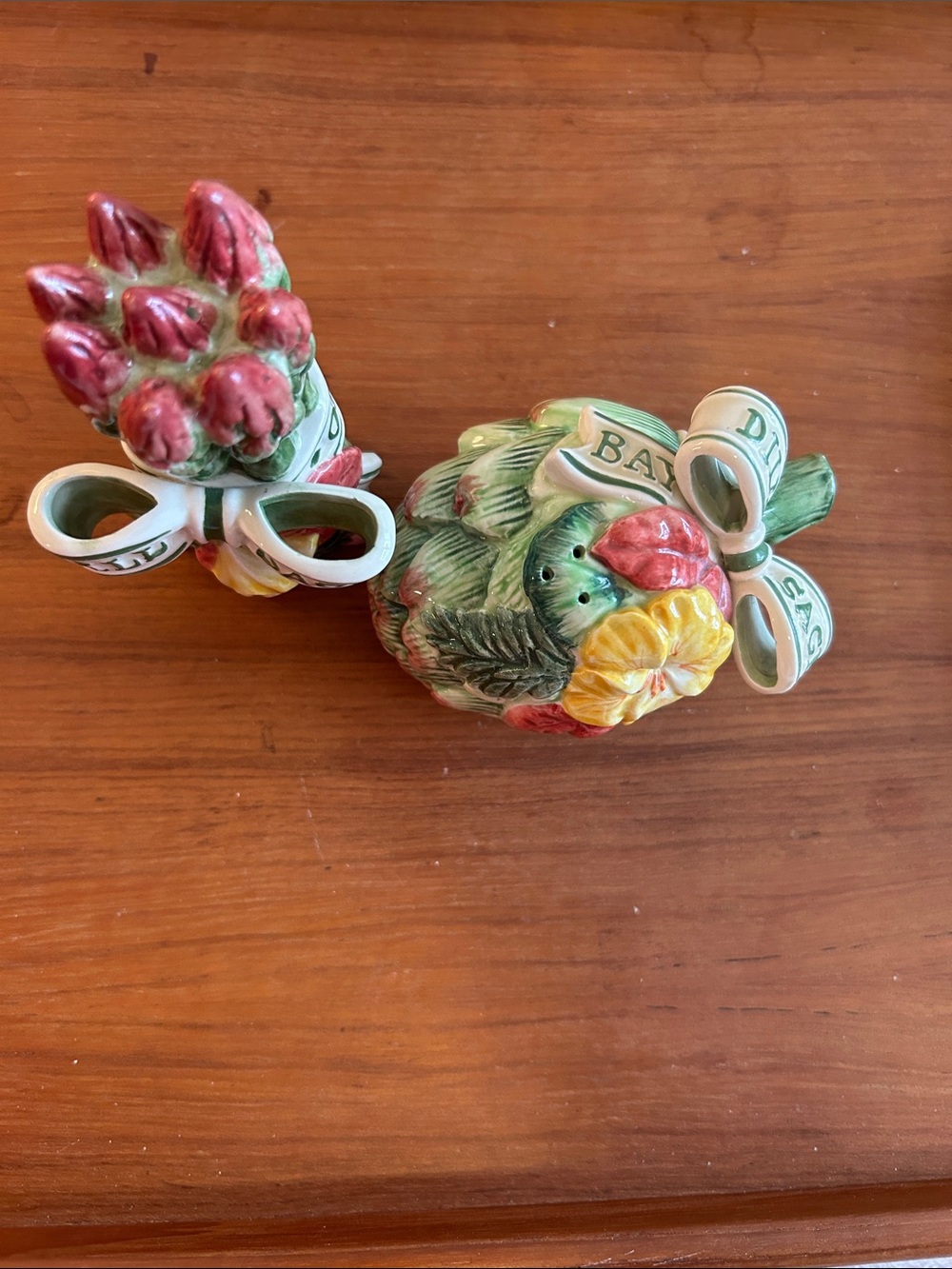 Vintage Fitz & Floyd Garden Seasoning Salt & Pepper Shakers. - Picture 6 of 7